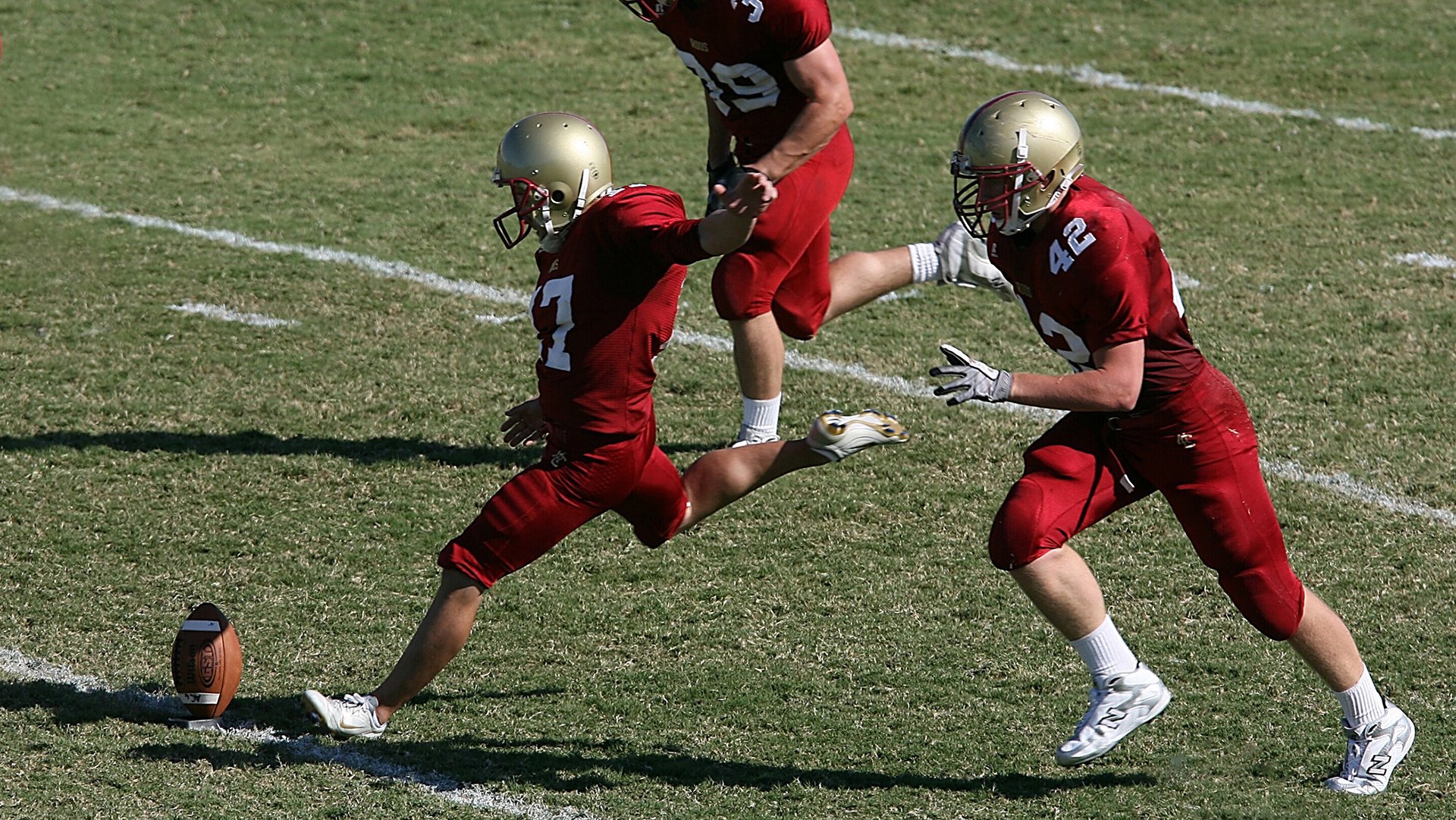 开云体育中国-雷霆强势晋级，恩比德世界杯接管，双线战场的统治力宣言